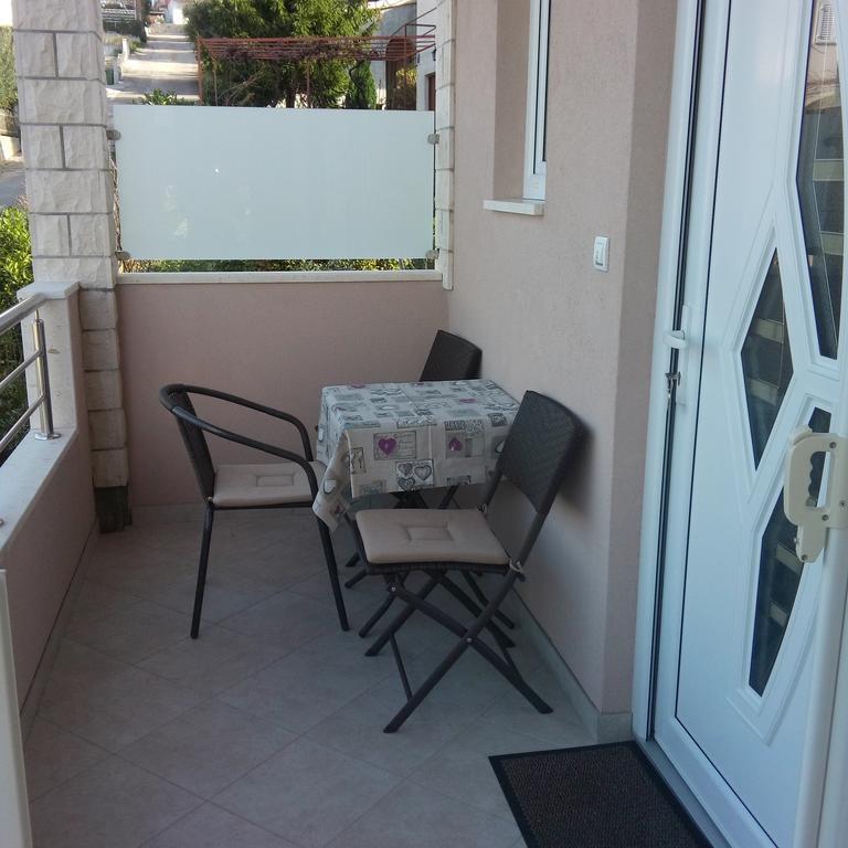 Appartement Apartman Soda à Trogir Extérieur photo