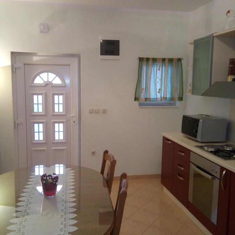 Appartement Apartman Soda à Trogir Extérieur photo