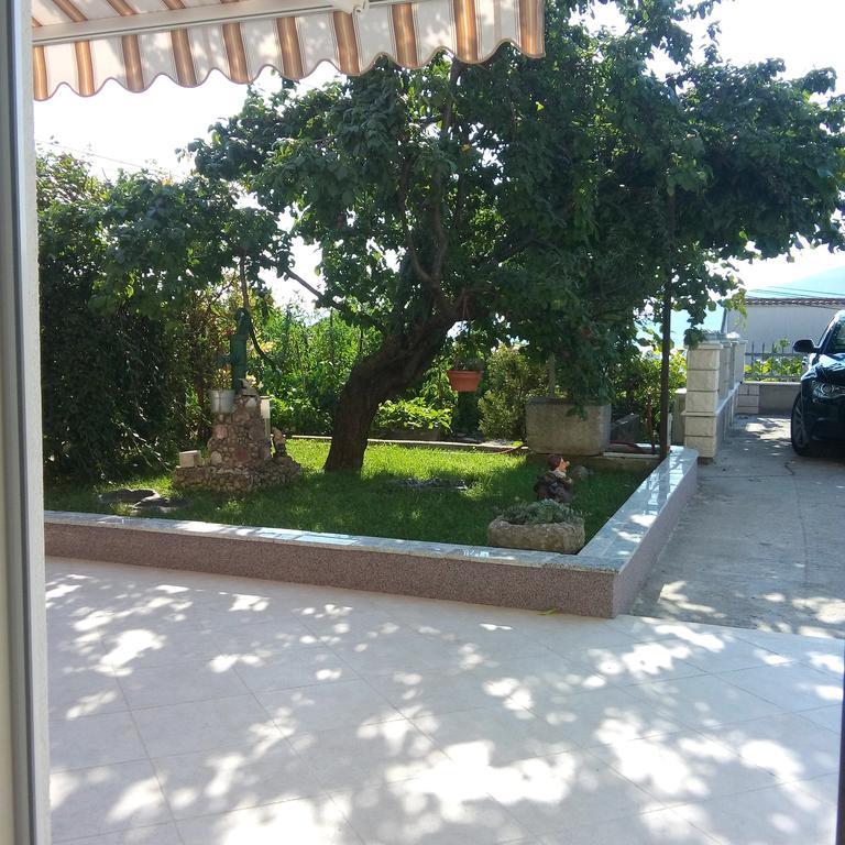 Appartement Apartman Soda à Trogir Extérieur photo