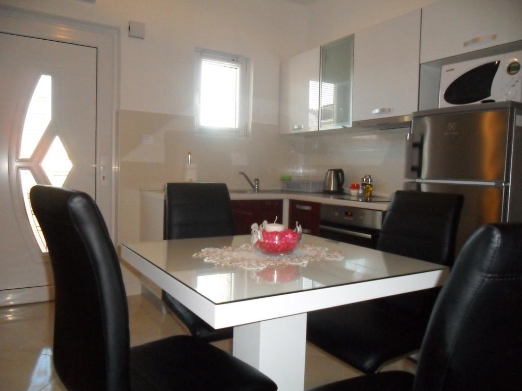 Appartement Apartman Soda à Trogir Extérieur photo