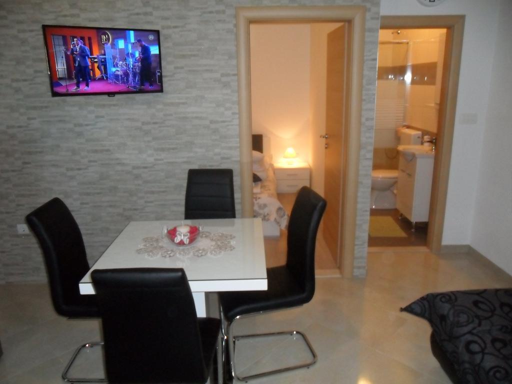 Appartement Apartman Soda à Trogir Extérieur photo