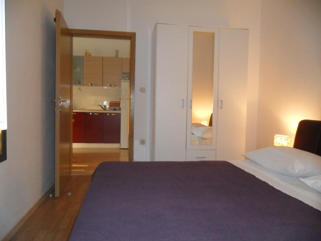 Appartement Apartman Soda à Trogir Extérieur photo