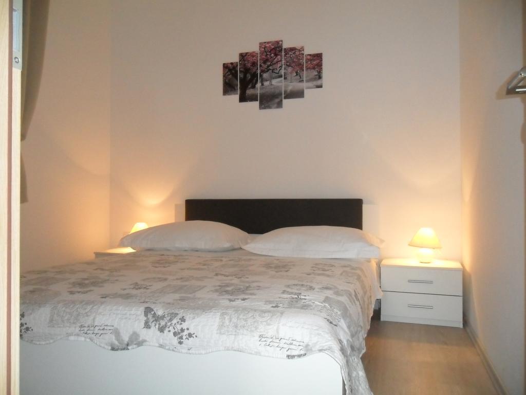 Appartement Apartman Soda à Trogir Extérieur photo