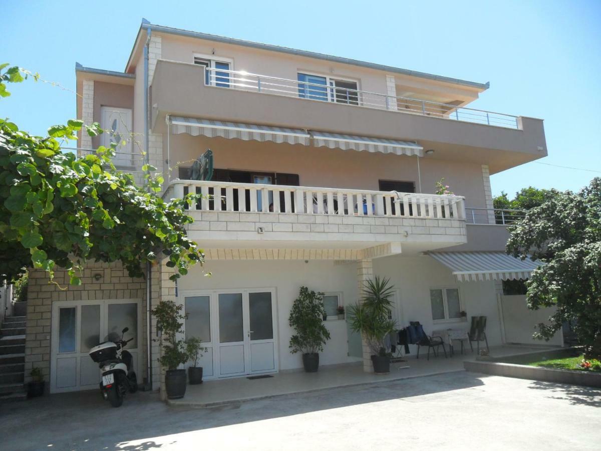 Appartement Apartman Soda à Trogir Extérieur photo